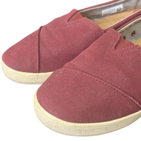 Toms Women’s Maroon Slip-On Canvas Flats Size 8 - Picture 4 of 9